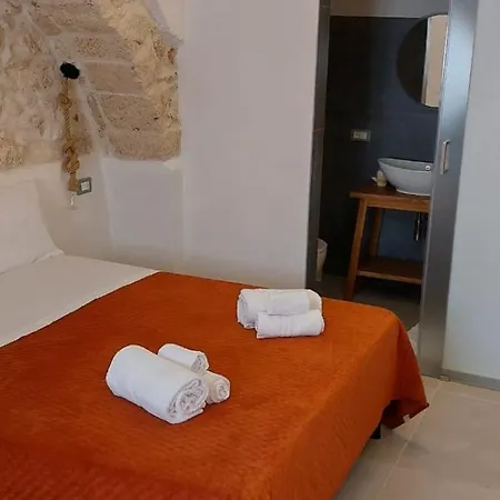 Casa Vacanze Centro Storico 펜션 오스투니